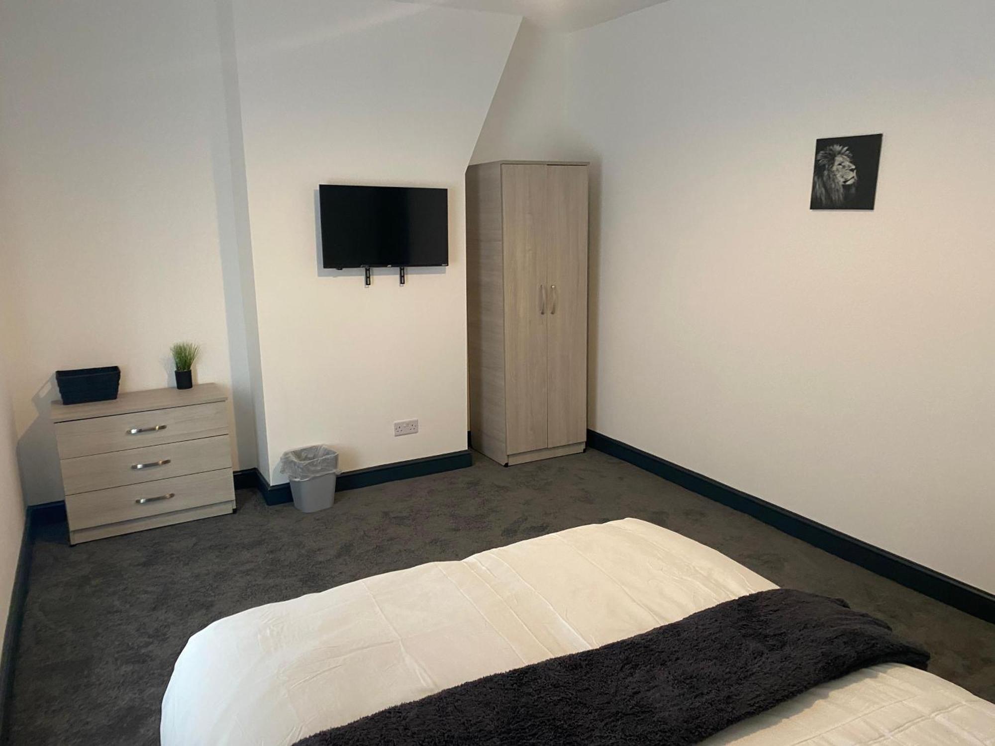 Houghton Guest House 1 Stoke-on-Trent Extérieur photo