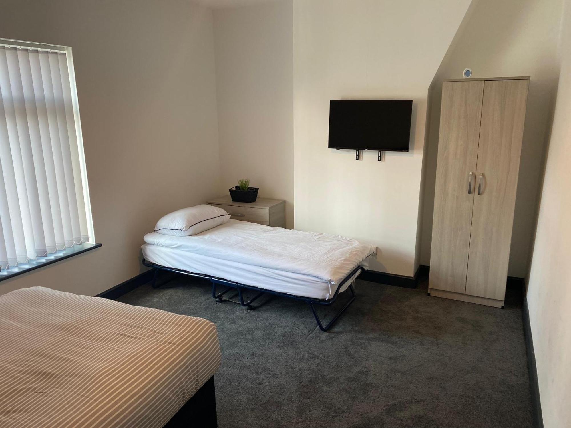 Houghton Guest House 1 Stoke-on-Trent Extérieur photo